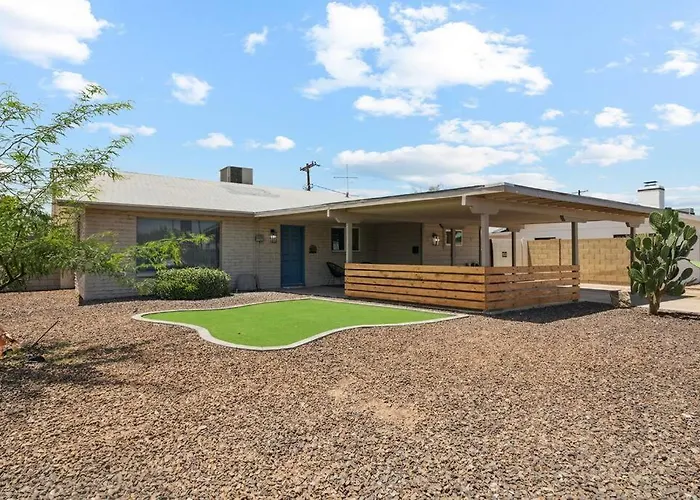 Holiday home Remodeled Gem - Bocceball - 8 Min To Oldtown